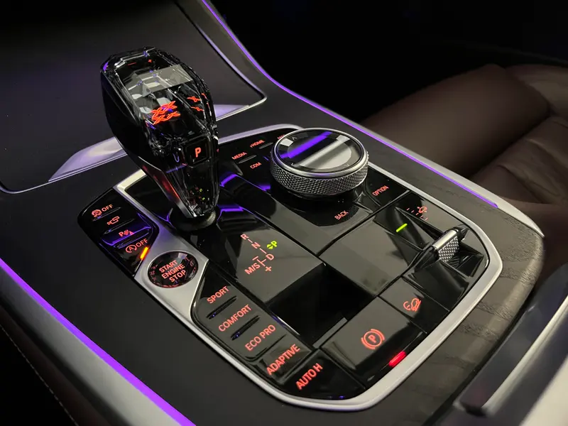 BMW serija X7
