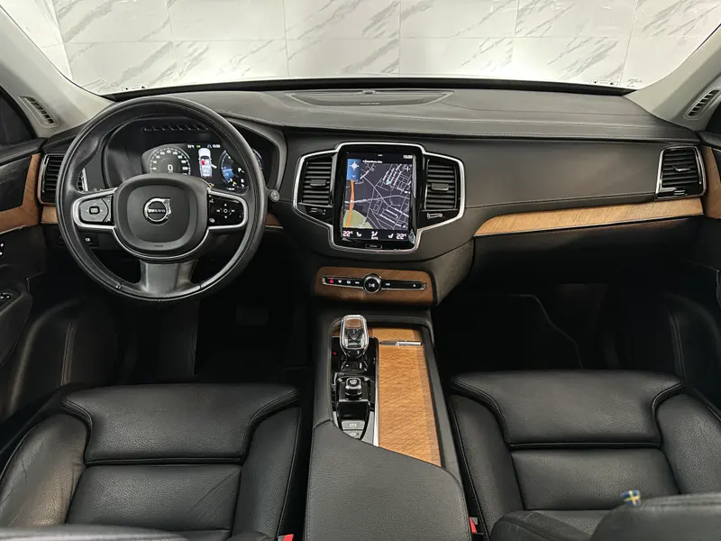 Volvo XC-90