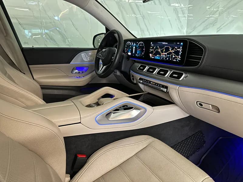 Mercedes-Benz - GLS-Razred 400d - SUV - 243 kW - 2019