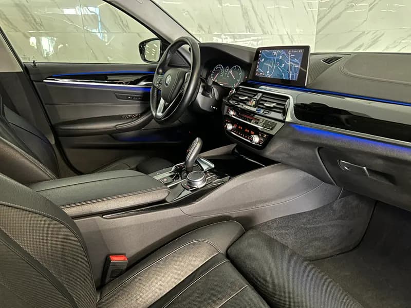 BMW Serija 5 2019, slika 15