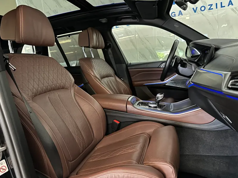 BMW serija X5