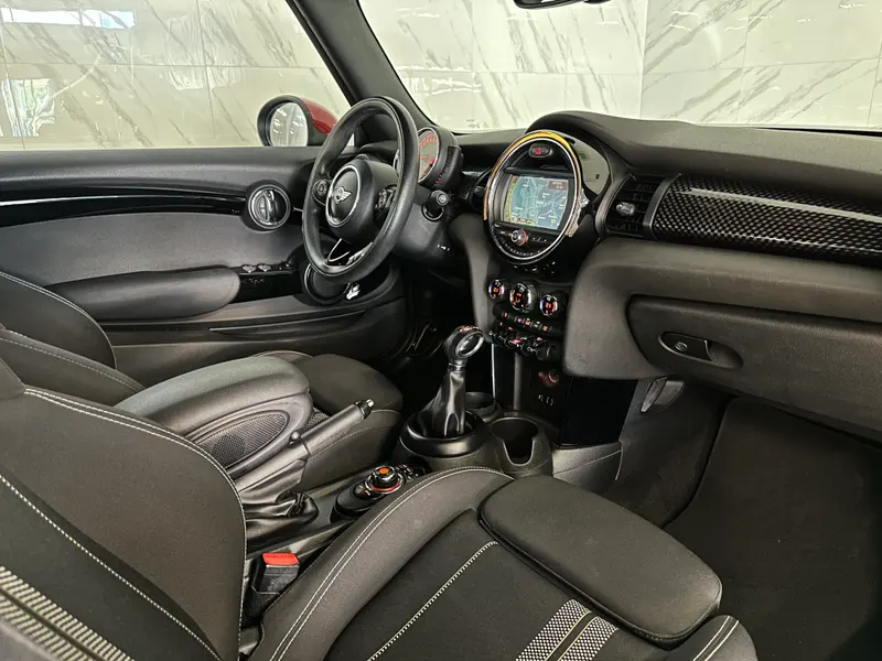 MINI Cooper 2016, rdeča, slika 17