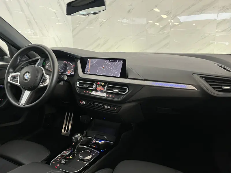 BMW Serija 1 2020, slika 17