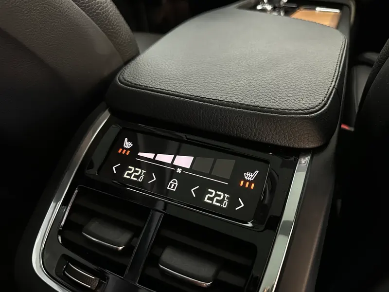 Volvo XC-90
