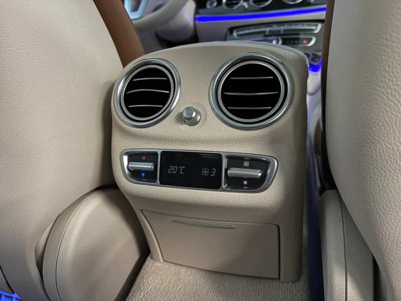 Mercedes-Benz E220d