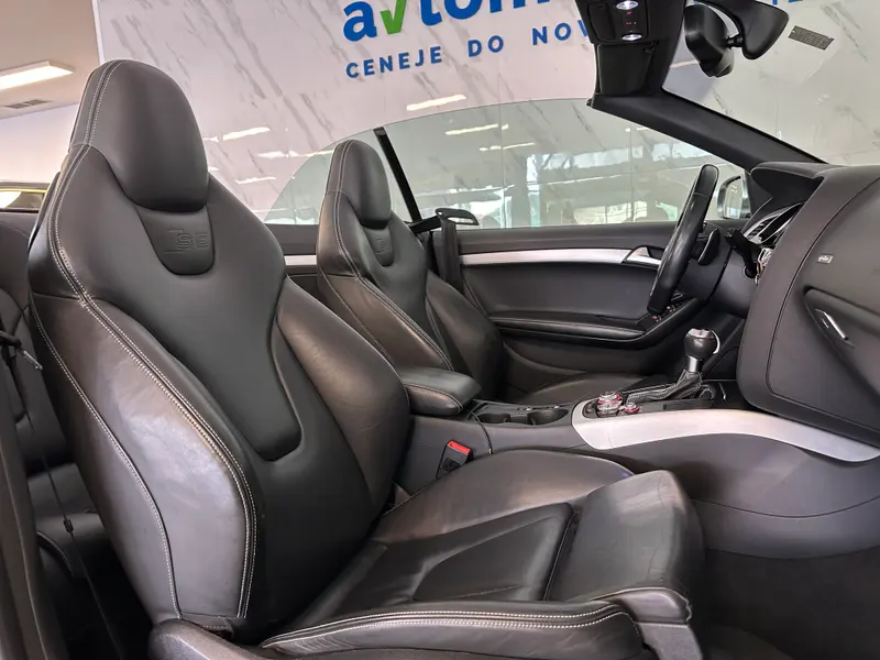 Audi S5