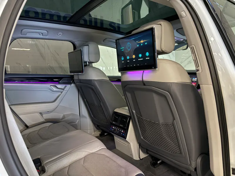 Volkswagen - Touareg - SUV - 2018