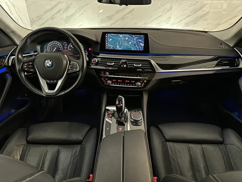 BMW Serija 5 2019, slika 17