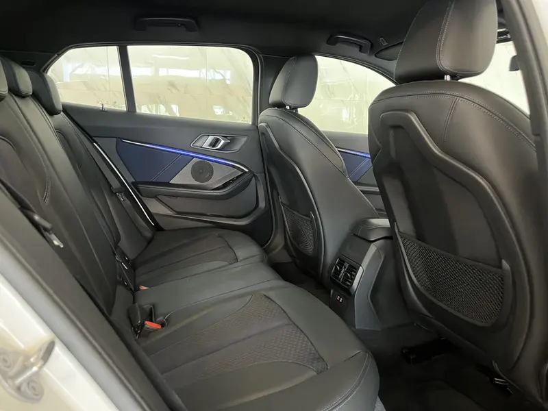 BMW Serija 1 2020, slika 18