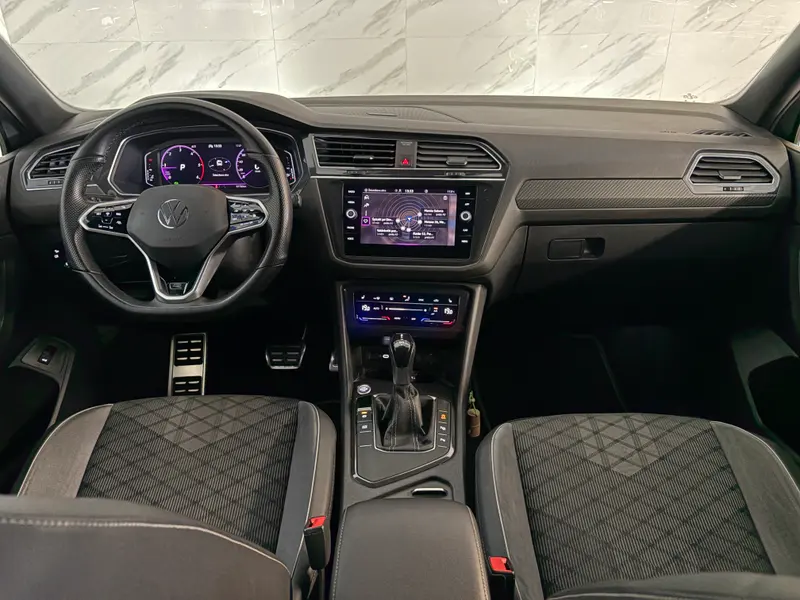 Volkswagen Tiguan 2023, siva, slika 17