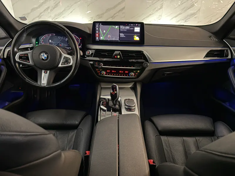 BMW Serija 5 Touring 2023, siva, slika 18