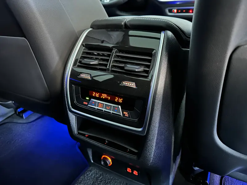 BMW serija X7