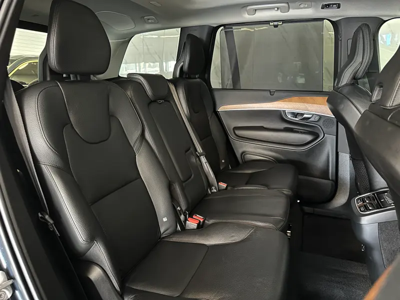 Volvo XC-90