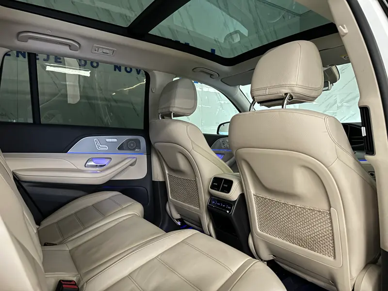 Mercedes-Benz - GLS-Razred 400d - SUV - 243 kW - 2019