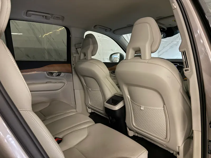 Volvo XC90 2021, slika 19