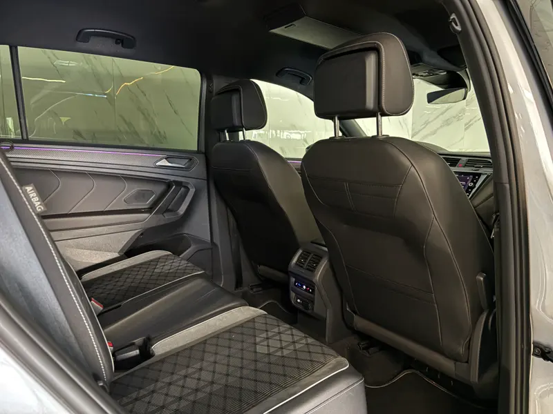Volkswagen Tiguan 2023, siva, slika 18