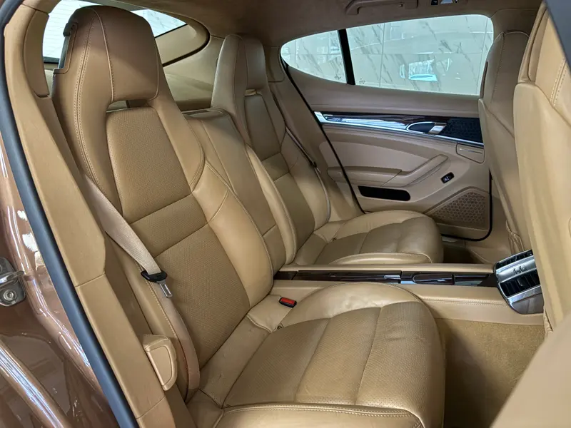 Porsche Panamera 2010, smeđa, slika 20