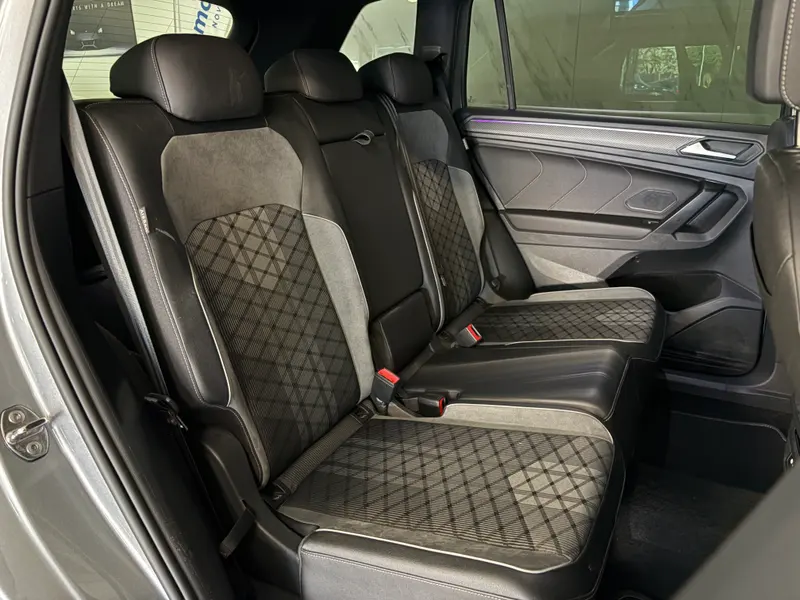 Volkswagen Tiguan 2023, siva, slika 19