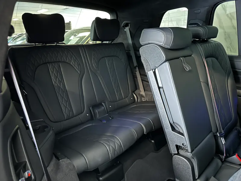BMW serija X7