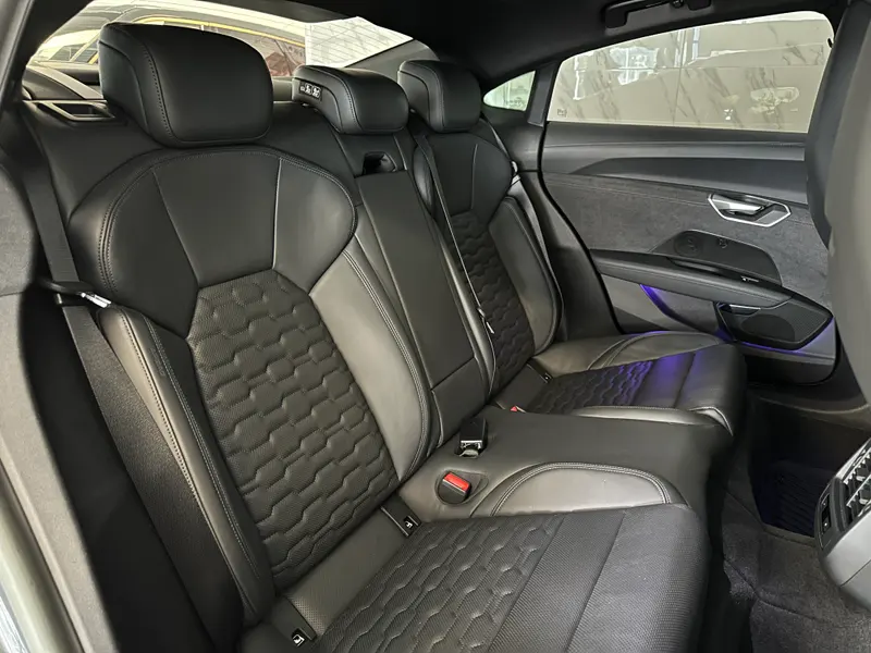 Audi e-tron GT