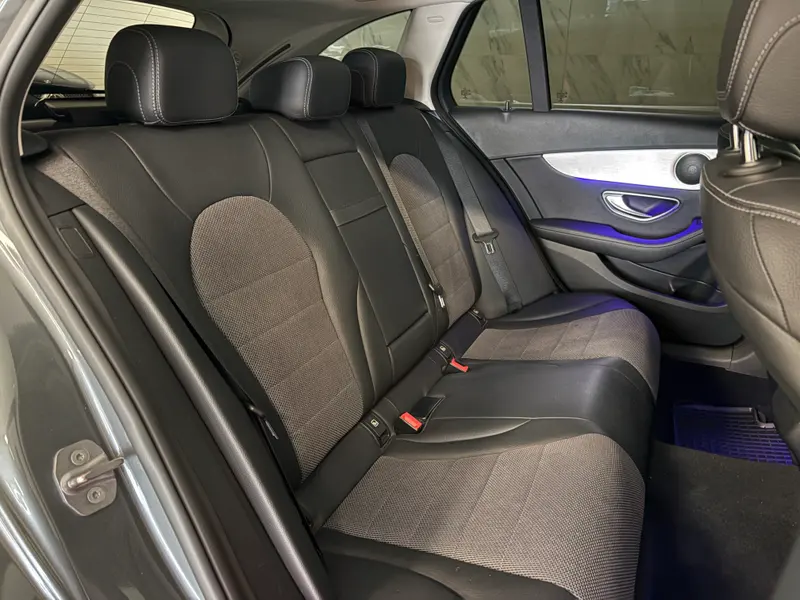 Mercedes-Benz C-Razred
